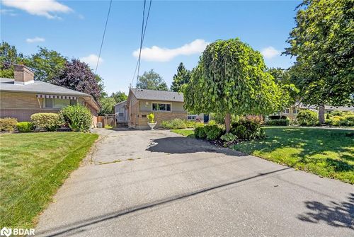 364 Beachwood Ave, London, ON, N6J3K1 | Card Image