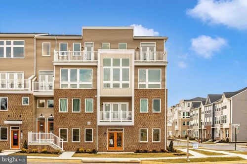 714 Iron Forge Rd, FREDERICK, MD, 21702-1597 | Card Image