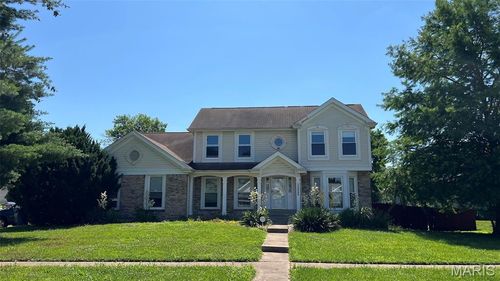 15645 Chaste St, Florissant, MO, 63034-2073 | Card Image