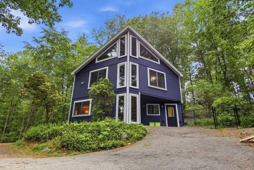 8 Orchard Dr, Durham, NH, 03824-2914 | Card Image