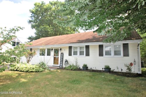 8 Pacific Ter, Hazlet, NJ, 07730-2145 | Card Image