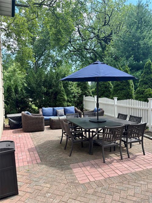 b-1-1183 California Rd, Eastchester, NY, 10709-1604 | Card Image