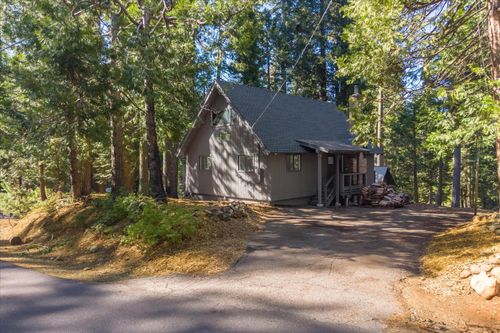 875 Shoshone Dr, Arnold, CA, 95223 | Card Image