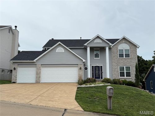 5152 Copperleaf Dr, Imperial, MO, 63052-3215 | Card Image