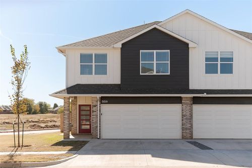 8901 Nw 109th Ln, Oklahoma City, OK, 73162-3100 | Card Image