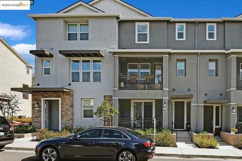 7129 Calistoga Ln, Dublin, CA, 94568-4666 | Card Image