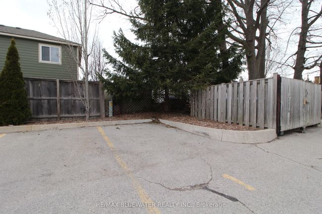 1 - 8 Oak St, Condo with 2 bedrooms, 1 bathrooms and 1 parking in Grand Bend ON | Image 27