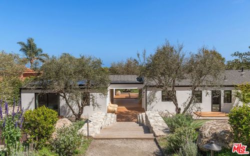 28953 Boniface Dr, Malibu, CA, 90265-4207 | Card Image