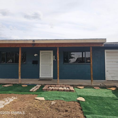 1304 Dewey Ln, Alamogordo, NM, 88310-5556 | Card Image