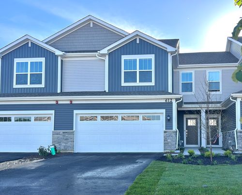612 Cassia Ct, Crystal Lake, IL, 60012-2313 | Card Image