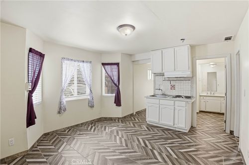 b-1581 W Chanticleer Rd, Anaheim, CA, 92802-2110 | Card Image