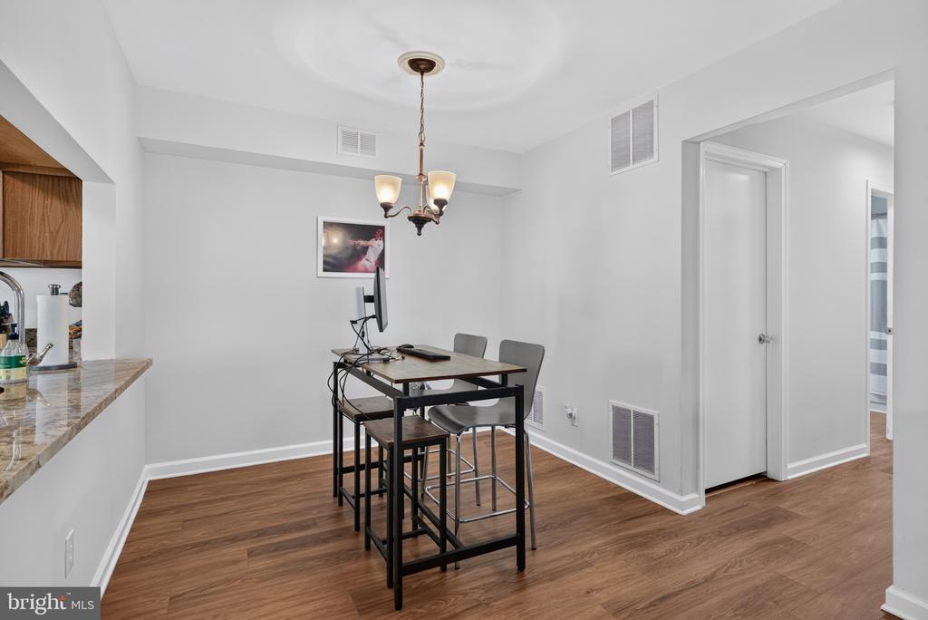 Residential in MOUNT LAUREL 5