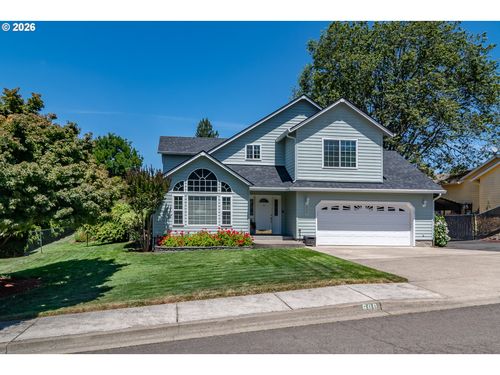 600 Se Parkway Dr, Winston, OR, 97496-9585 | Card Image