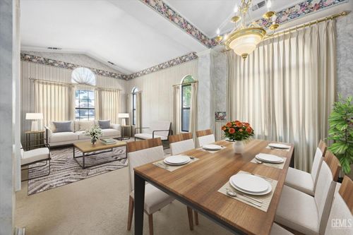 6910 Safflower Ct, Bakersfield, CA, 93313-3961 | Card Image