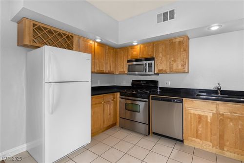 111-8400 W Charleston Boulevard, Las Vegas, NV, 89117 | Card Image