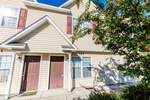123 Cornerstone Pl, Jacksonville, NC, 28546-5740 | Card Image