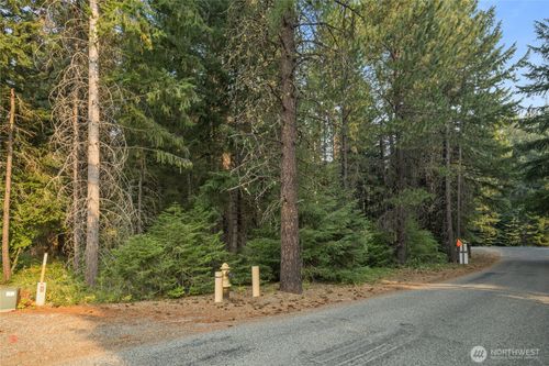 2 Oakmont Dr, Cle Elum, WA, 98922-9368 | Card Image
