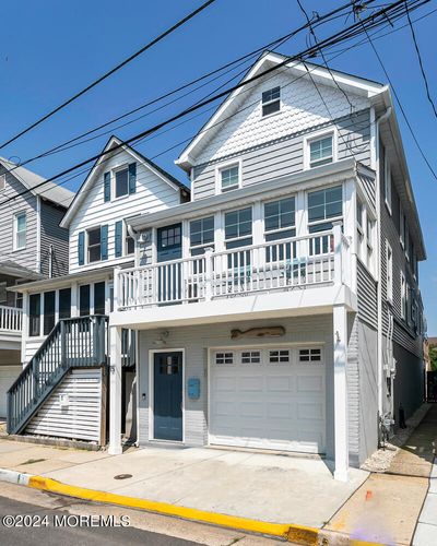 15 Church Street, House other with 3 bedrooms, 2 bathrooms and null parking in Sea Bright NJ | Image 2