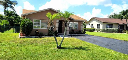 9706 Nw 71st St, Tamarac, FL, 33321-1910 | Card Image