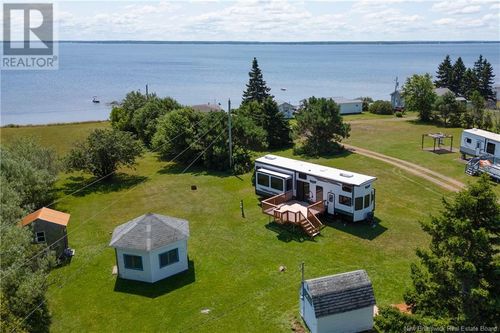 1 Front Hicks Rd, Upper Cape, NB, E4M | Card Image