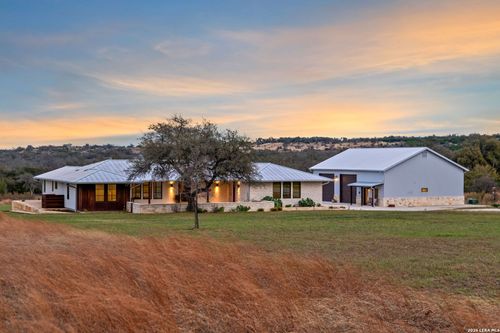 1808 Axis Circle, Fredericksburg, TX, 78624 | Card Image