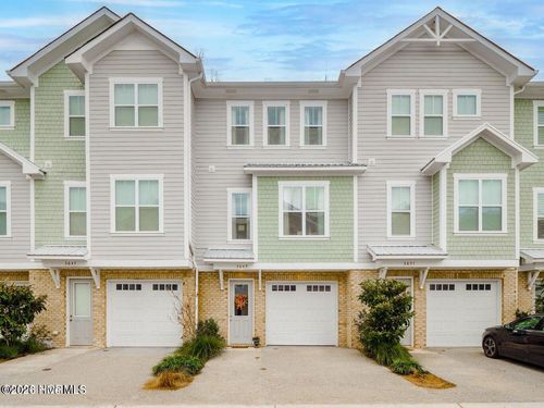 3649 Watch Hill Way, Wilmington, NC, 28409-8010 | Card Image