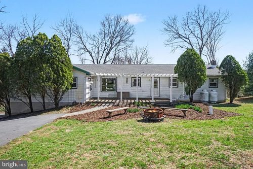 23 E Willow Ter, MECHANICSBURG, PA, 17050-1802 | Card Image