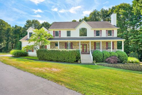 41 Lindy Dr, Carmel, NY, 10512-1917 | Card Image