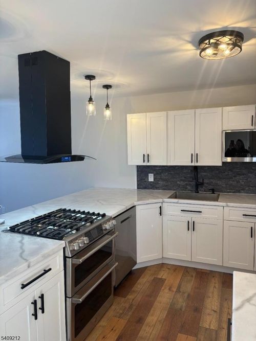 unit-7-2 Davos Dr, Vernon, NJ, 07462-4578 | Card Image