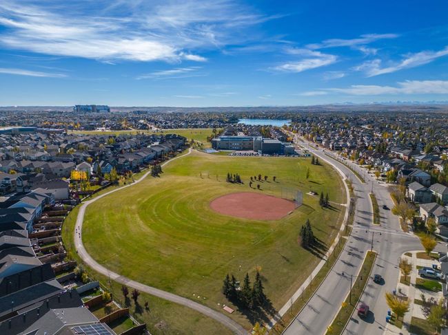235 Auburn Bay Hts Se, House other with 4 bedrooms, 4 bathrooms and 2 parking in Calgary AB | Image 38