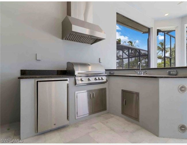 Outdoor Kitchen | Image 13