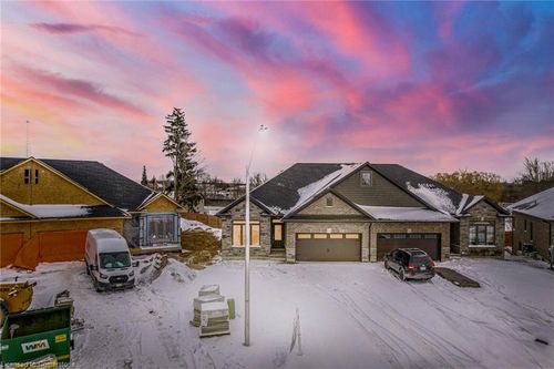 54 Matheson Cres, Innerkip, ON, N0J1M0 | Card Image