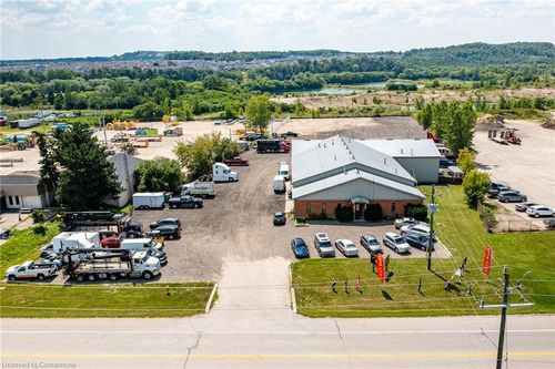 bay-2-yard-5134 Fountain St N, Breslau, ON, N0B1M0 | Card Image