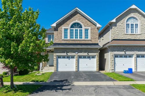 18 Danpatrick Dr, Richmond Hill, ON, L4S2S7 | Card Image