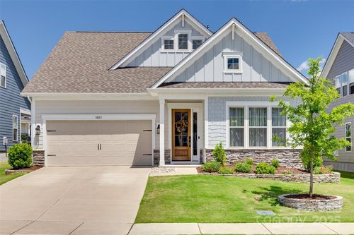 18013 Grey Mossrun Dr, Charlotte, NC, 28278-5016 | Card Image
