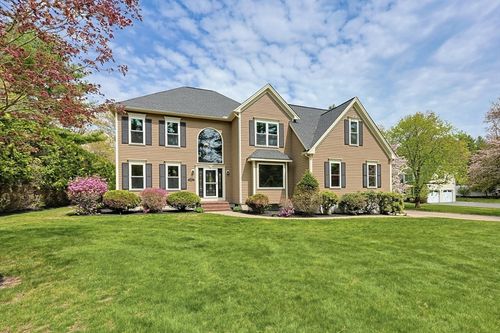 110 Goulding Street, Holliston, MA, 01746 | Card Image