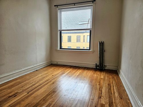 apt-1f-709 Cornelia Ave, Chicago, IL, 60657-2477 | Card Image