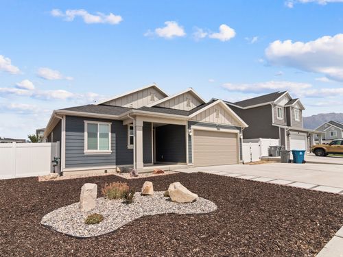 398 W 800 S, American Fork, UT, 84003-5237 | Card Image