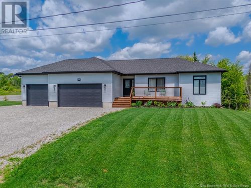 77 Meadowlark Dr, Quispamsis, NB, E2E | Card Image