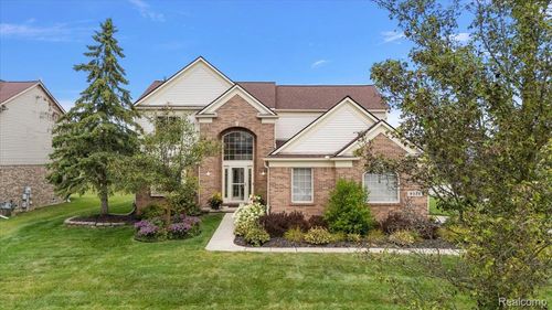 9335 W Walden Dr, Van Buren Township, MI, 48111-2793 | Card Image