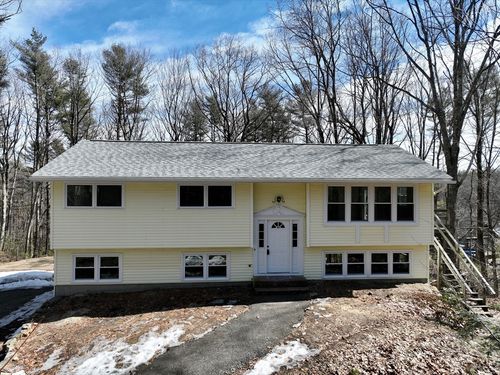 564 W Pelham Rd, Shutesbury, MA, 01072 | Card Image