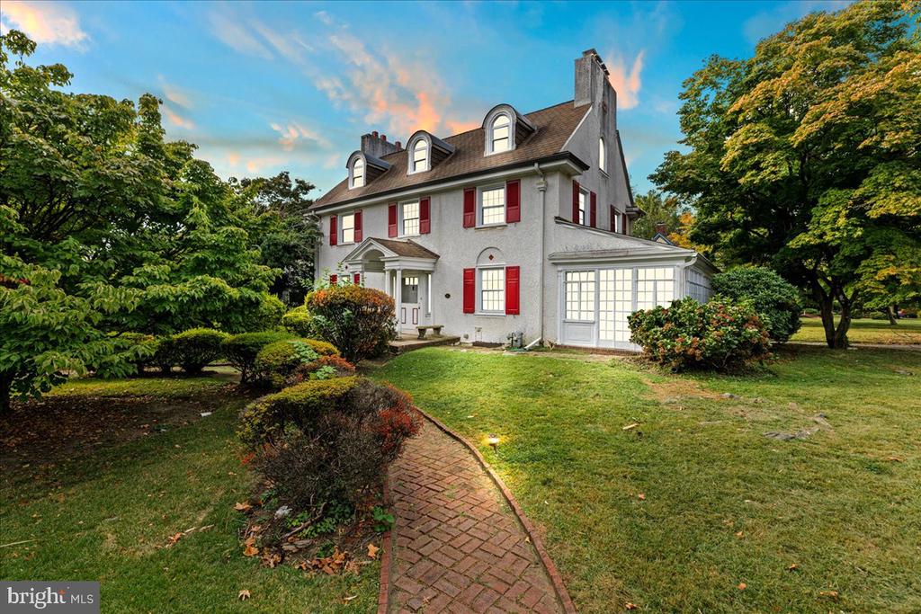 Swarthmore Ave, Ridley Park, PA 19078