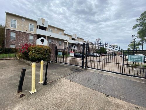apt-b106-6666 Harbor Town Dr, Houston, TX, 77036-4048 | Card Image