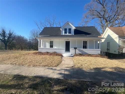 608 S Yadkin Ave, Spencer, NC, 28159-2116 | Card Image