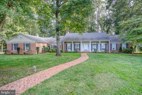 5 Stuart Dr, DOVER, DE, 19901-5815 | Card Image