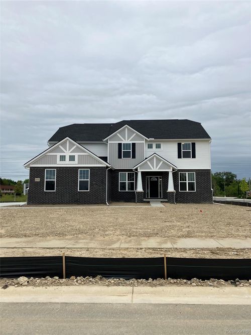 26591 Triple Crown Dr, South Lyon, MI, 48178 | Card Image