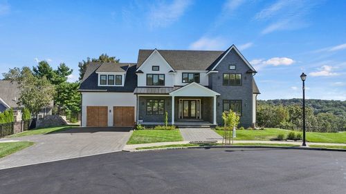 4 Oneil Way, Saugus, MA, 01906-1498 | Card Image