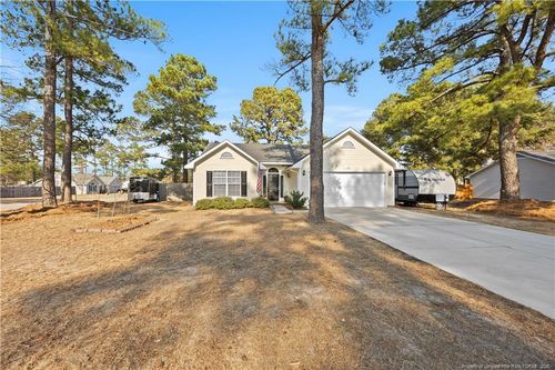 152 Independence Dr, Raeford, NC, 28376-5986 | Card Image