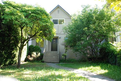 3276 W 32nd Ave, Vancouver, BC, V6L2C3 | Card Image