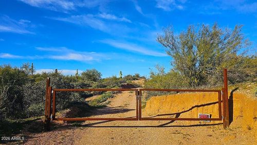 --142X4 E Montello Road, Scottsdale, AZ, 85262 | Card Image